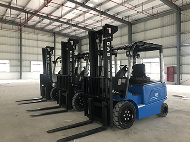 感謝蔡總的大力支持，再次購買3+1臺(tái)比亞迪叉車，祝：生意興隆！